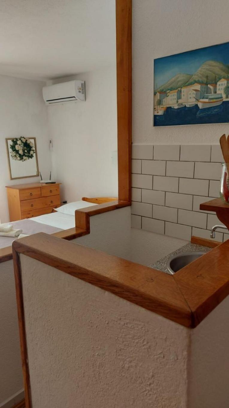 Apartment Brane Bol Eksteriør billede