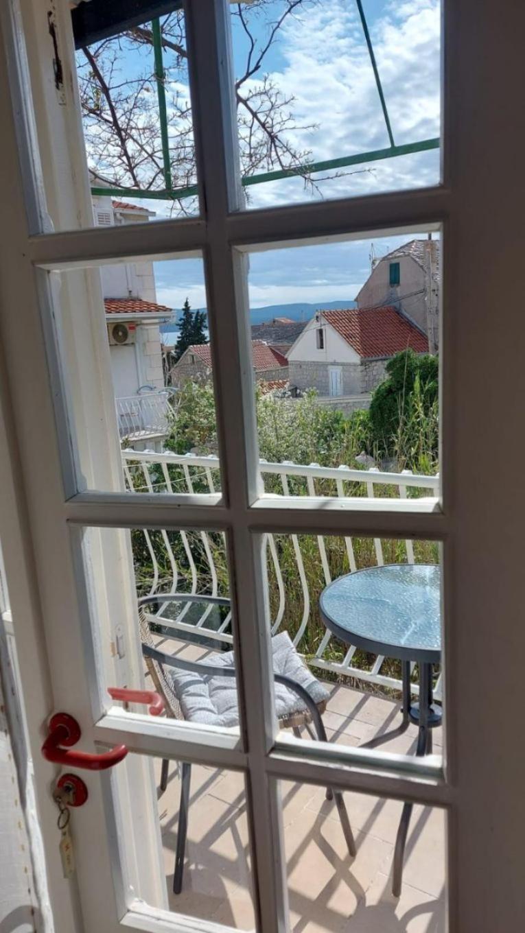 Apartment Brane Bol Eksteriør billede