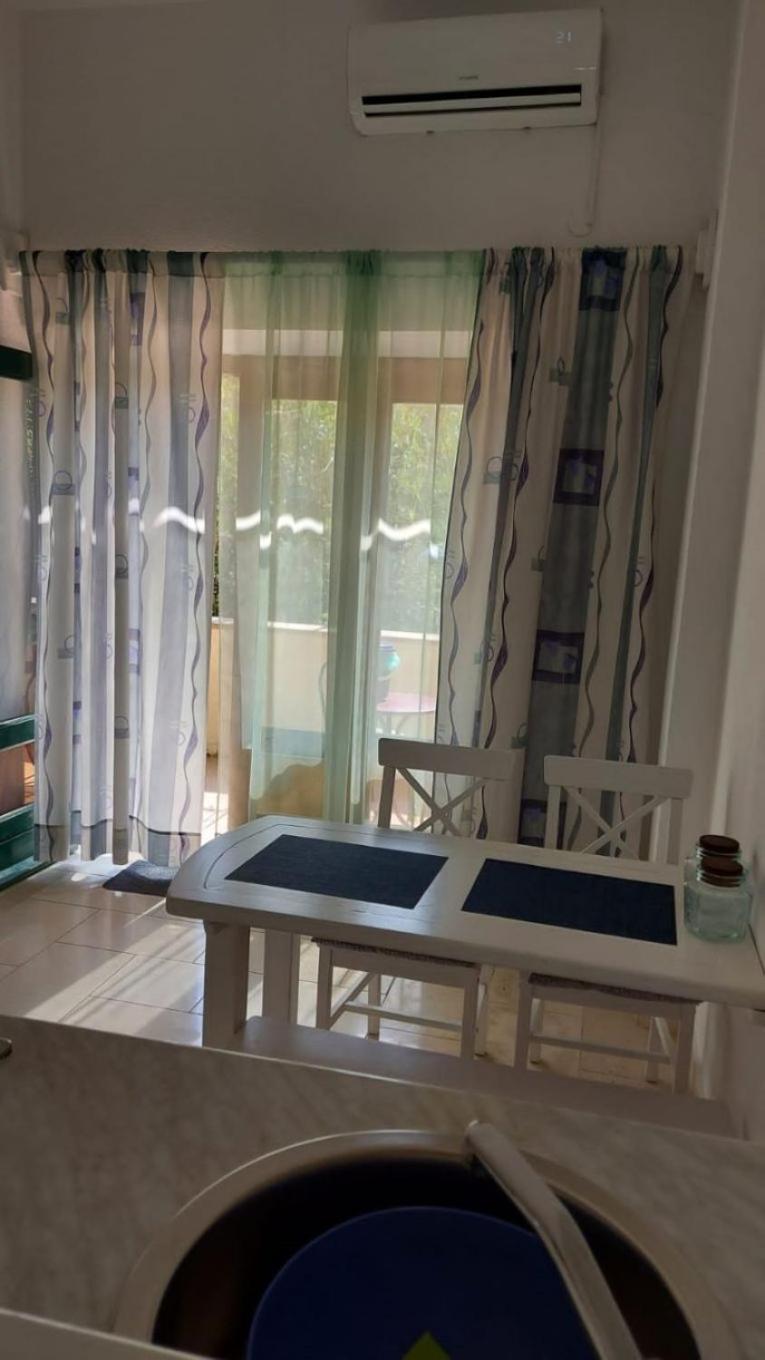 Apartment Brane Bol Eksteriør billede