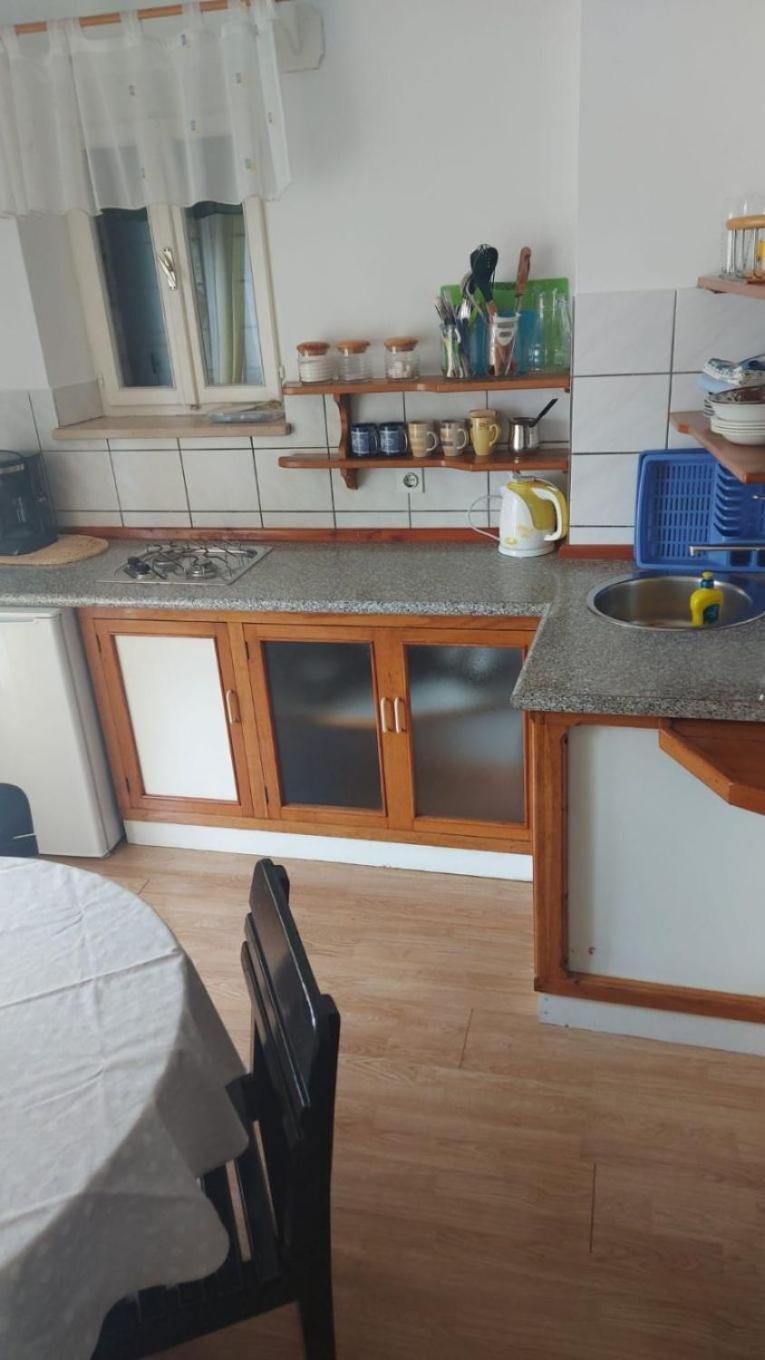 Apartment Brane Bol Eksteriør billede